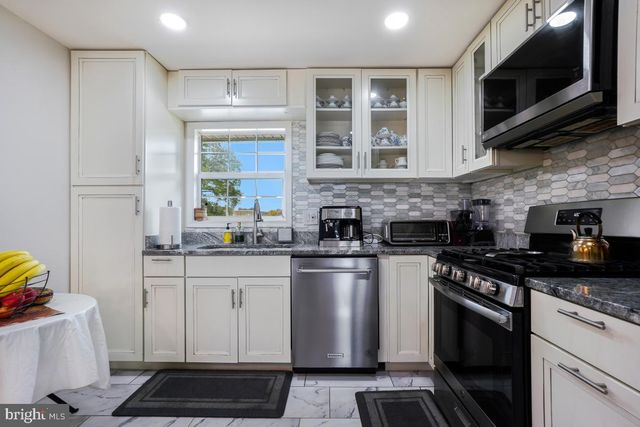 2514 AVALON PL, Hyattsville, MD 20783