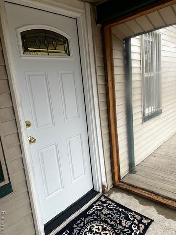 6083 Rosemont Avenue, Detroit, MI 48228