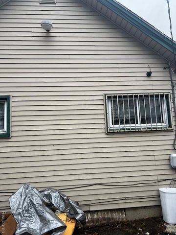 6083 Rosemont Avenue, Detroit, MI 48228