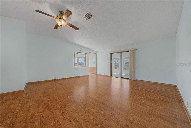 25021 BELLEVUE, Leesburg, FL 34748