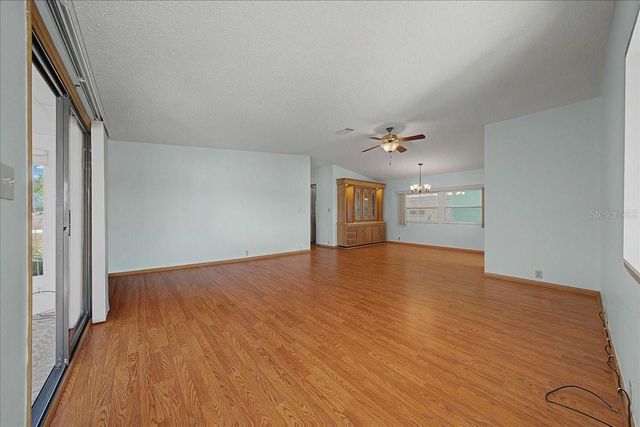 25021 BELLEVUE, Leesburg, FL 34748