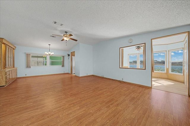 25021 BELLEVUE, Leesburg, FL 34748