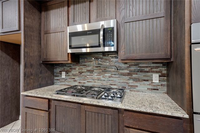 3206 Larkspur Lane, Fort Smith, AR 72916