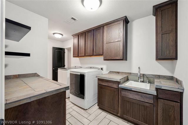 3206 Larkspur Lane, Fort Smith, AR 72916