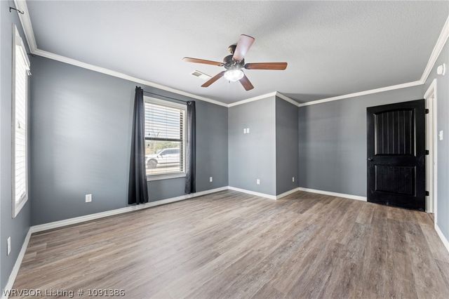3206 Larkspur Lane, Fort Smith, AR 72916
