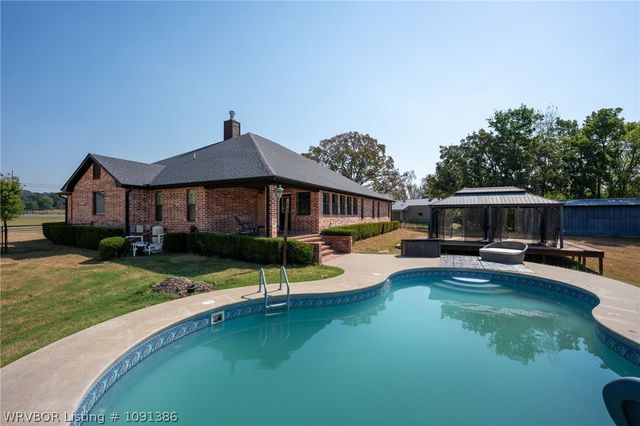 3206 Larkspur Lane, Fort Smith, AR 72916