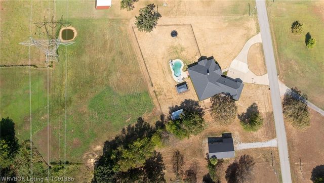 3206 Larkspur Lane, Fort Smith, AR 72916