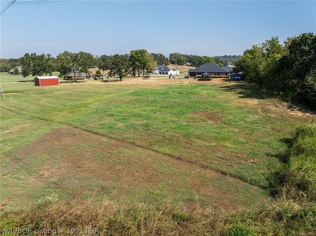 3206 Larkspur Lane, Fort Smith, AR 72916