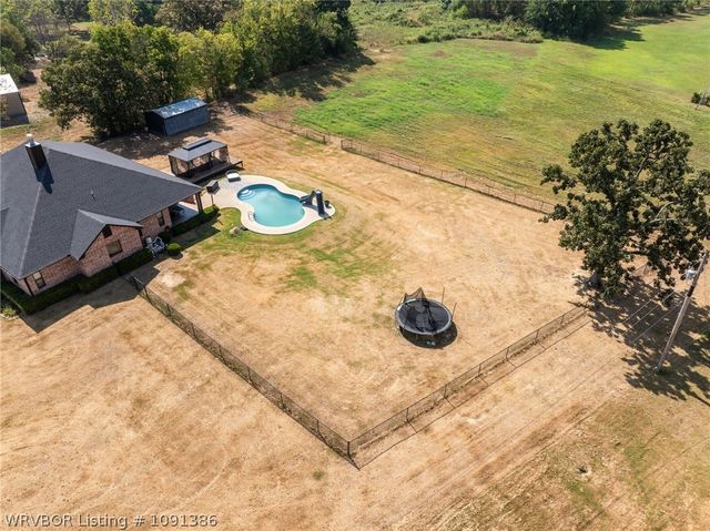 3206 Larkspur Lane, Fort Smith, AR 72916
