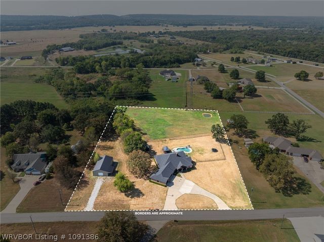3206 Larkspur Lane, Fort Smith, AR 72916
