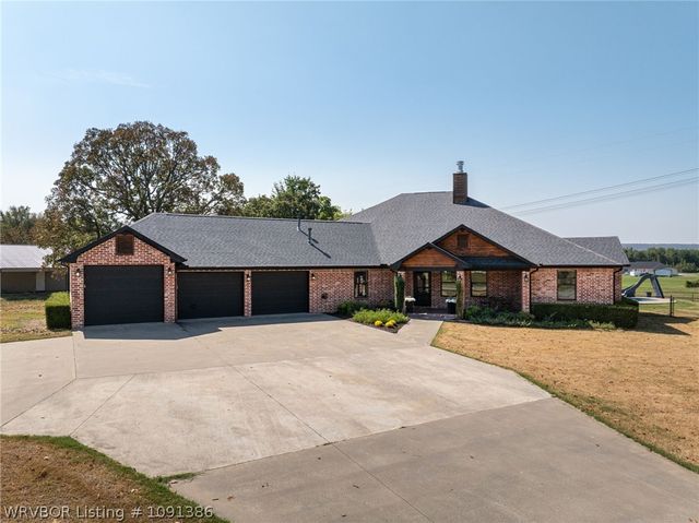 3206 Larkspur Lane, Fort Smith, AR 72916