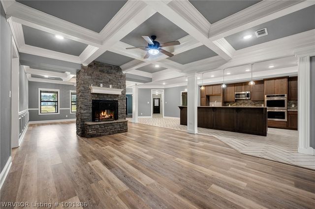 3206 Larkspur Lane, Fort Smith, AR 72916