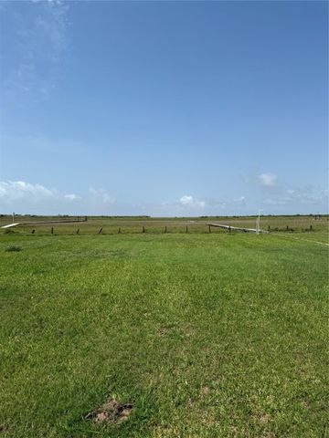 2252 County Road 201, Sargent, TX 77414