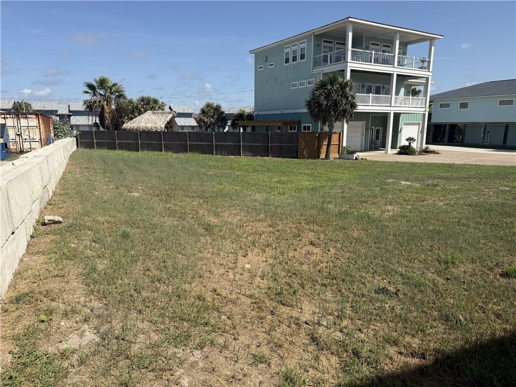 840 Parkplace, Port Aransas, TX 78373 — photo 2
