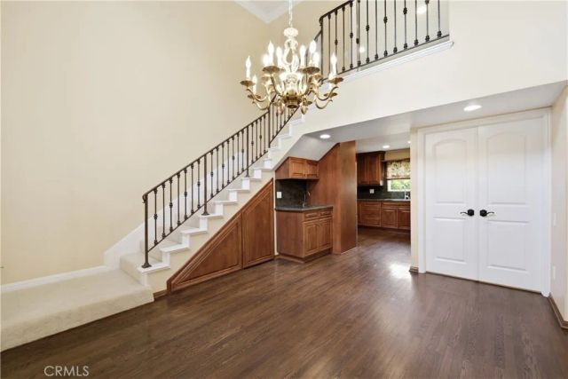 6121 Shoup Avenue 6, Woodland Hills, CA 91367