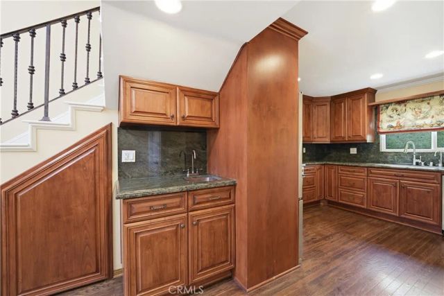 6121 Shoup Avenue 6, Woodland Hills, CA 91367