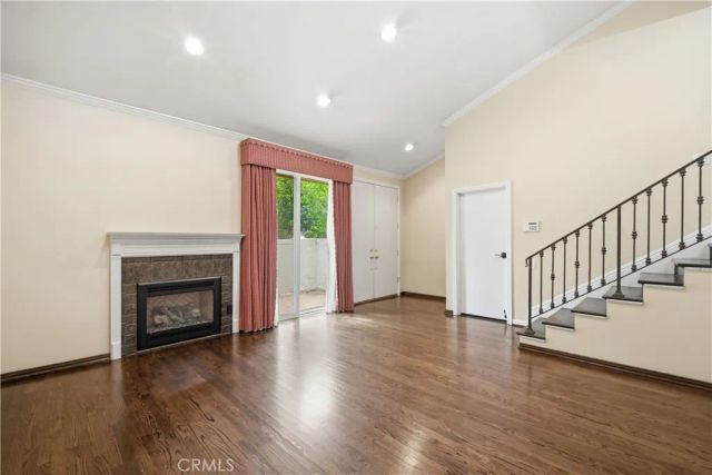 6121 Shoup Avenue 6, Woodland Hills, CA 91367