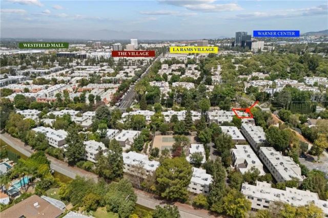 6121 Shoup Avenue 6, Woodland Hills, CA 91367