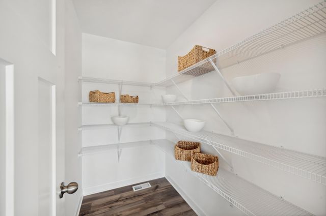 2553 Green Ash Avenue, Shakopee, MN 55379