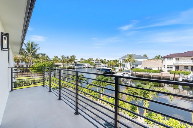 3711 NE 27th Avenue, Lighthouse Point, FL 33064
