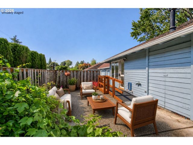 5292 Sw BARCLAY Ct, Beaverton, OR 97005