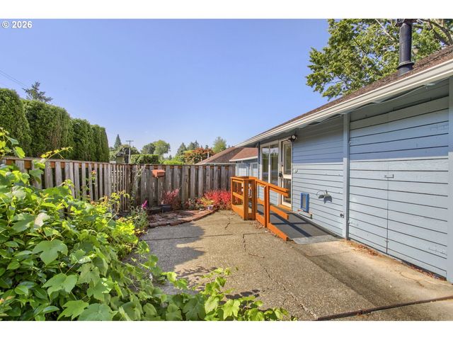 5292 Sw BARCLAY Ct, Beaverton, OR 97005