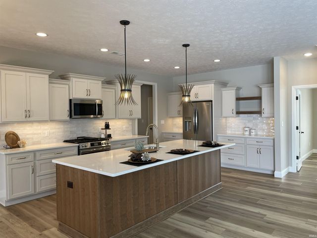 934 Ravenstone Drive, Lafayette, IN 47909