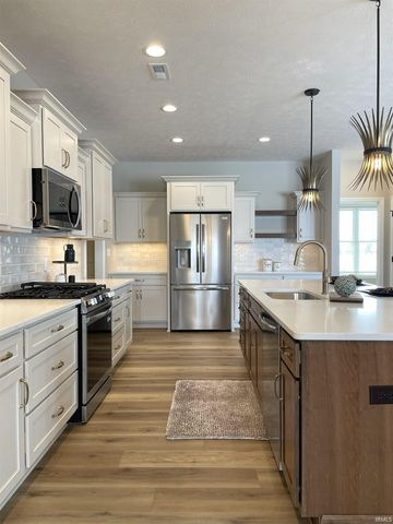 934 Ravenstone Drive, Lafayette, IN 47909