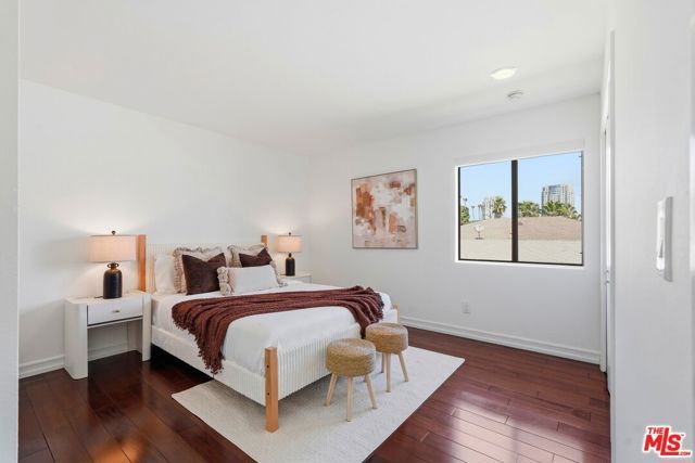1613 Manning Avenue A, Los Angeles, CA 90024