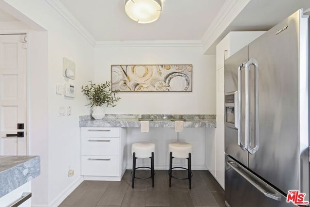 1613 Manning Avenue A, Los Angeles, CA 90024