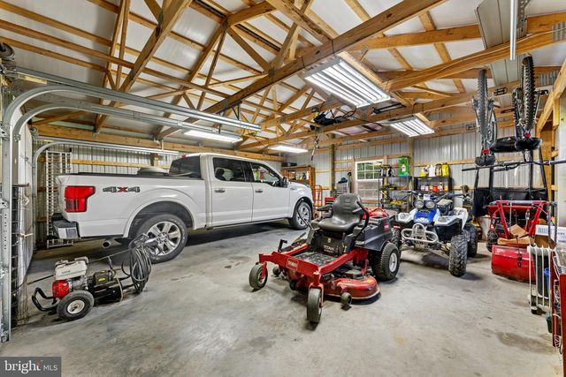 24 HENDRICKS RD, Perkiomenville, PA 18074