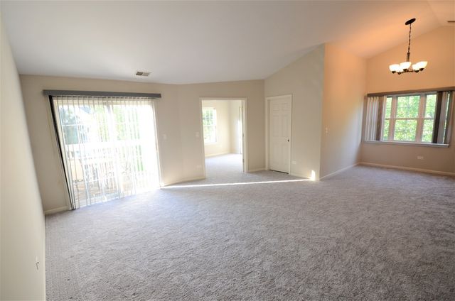 2843 Rutland Circle 201, Naperville, IL 60564