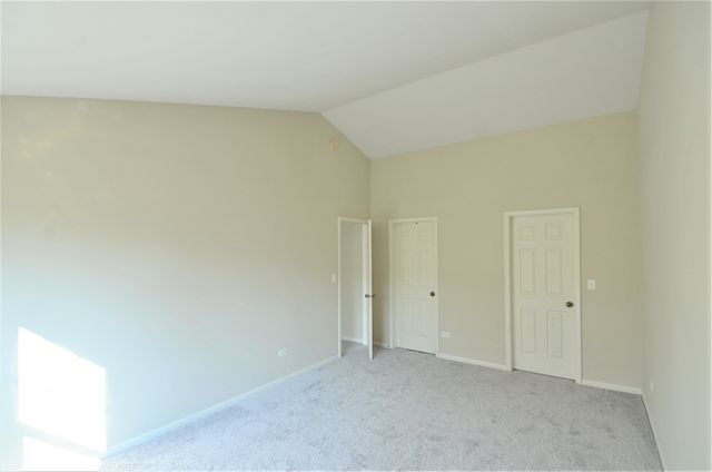2843 Rutland Circle 201, Naperville, IL 60564