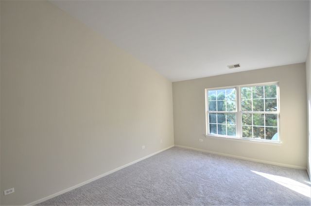 2843 Rutland Circle 201, Naperville, IL 60564