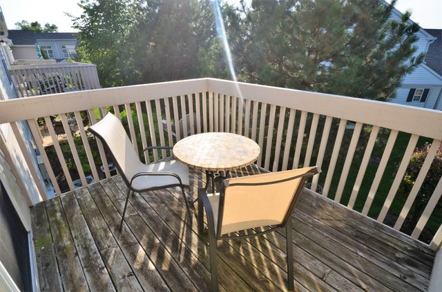 2843 Rutland Circle 201, Naperville, IL 60564