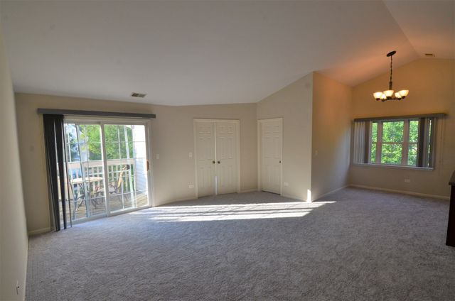 2843 Rutland Circle 201, Naperville, IL 60564