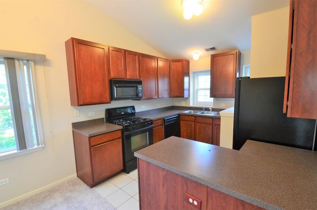 2843 Rutland Circle 201, Naperville, IL 60564