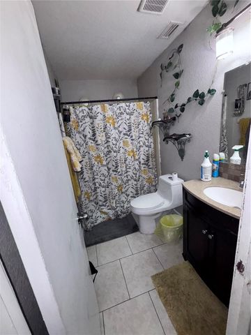5030 TERRACE VILLAGE LANE, Tampa, FL 33617