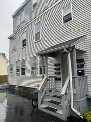 9 Cedar St 2, Taunton, MA 02780