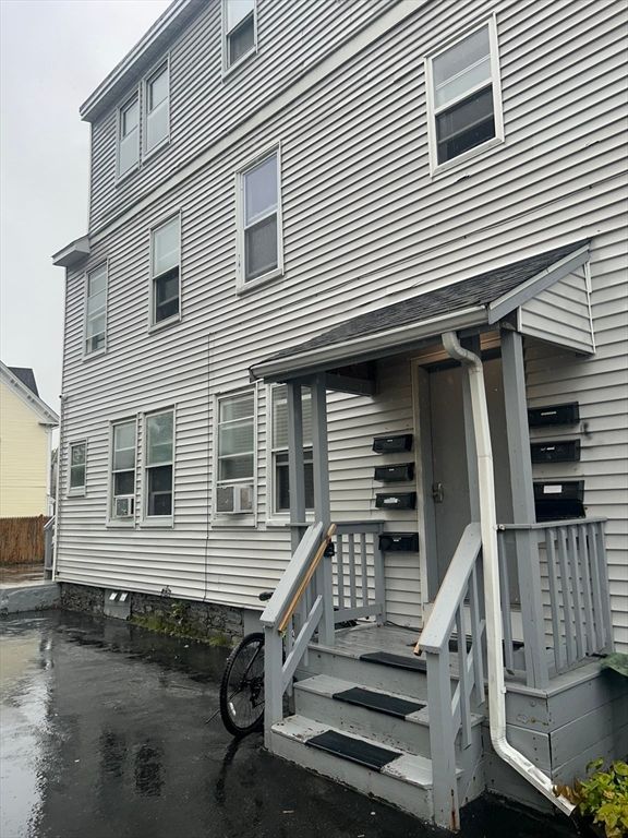 9 Cedar St 2, Taunton, MA 02780