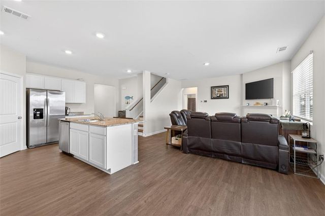 5525 Barberry Avenue, Oakwood, GA 30566