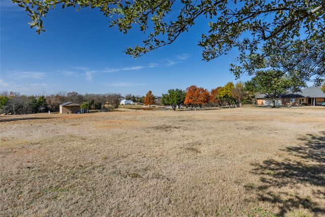 813 Westshore Drive, St Paul, TX 75098