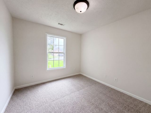 842 Fleming Farms Dr, Murfreesboro, TN 37128