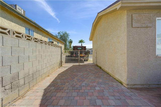 6816 Hetherbrae Lane, Las Vegas, NV 89156