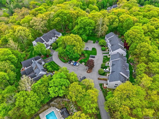 7 Guilford Circle, Goldens Bridge, NY 10526