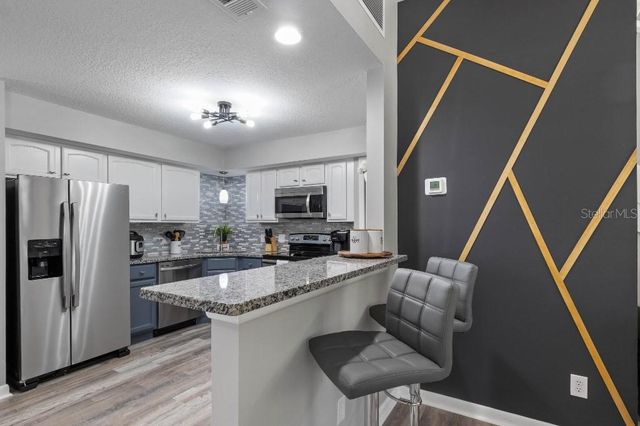 634 N TREMAIN STREET, Mount Dora, FL 32757