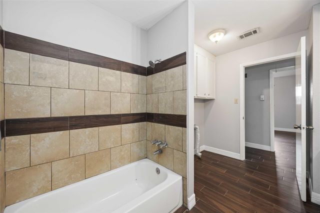 4914 27th, Dickinson, TX 77539