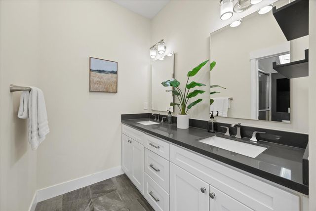 4400 G St, Sacramento, CA 95819