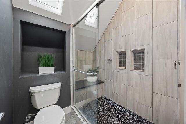 4400 G St, Sacramento, CA 95819