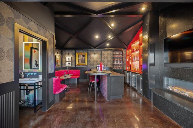 4400 G St, Sacramento, CA 95819